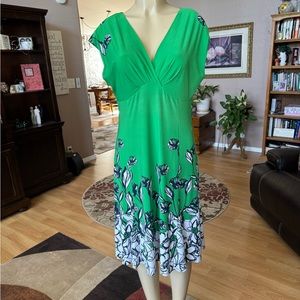 Jones New York green, black & white dress-size 10